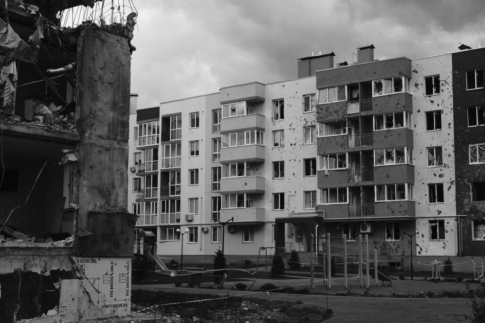 Heavy Casualties in Kyiv: 10 Dead and Dozens Injured in Russian Attacks