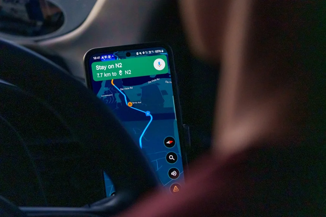 How does Google Maps become a compass?