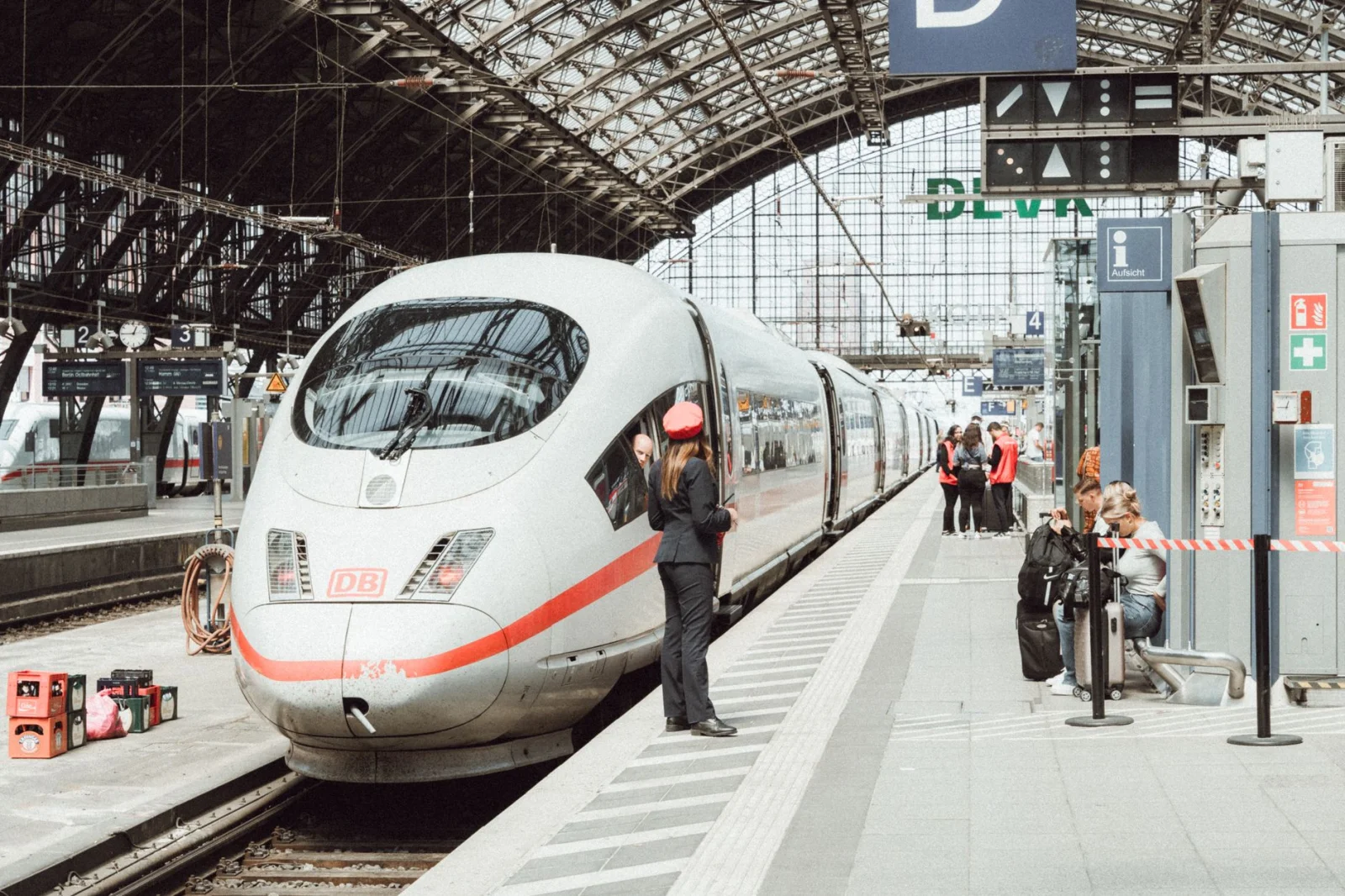 Crisis in Transportation: Harsh Criticism of the Rail Fleet Situation in Wuppertal