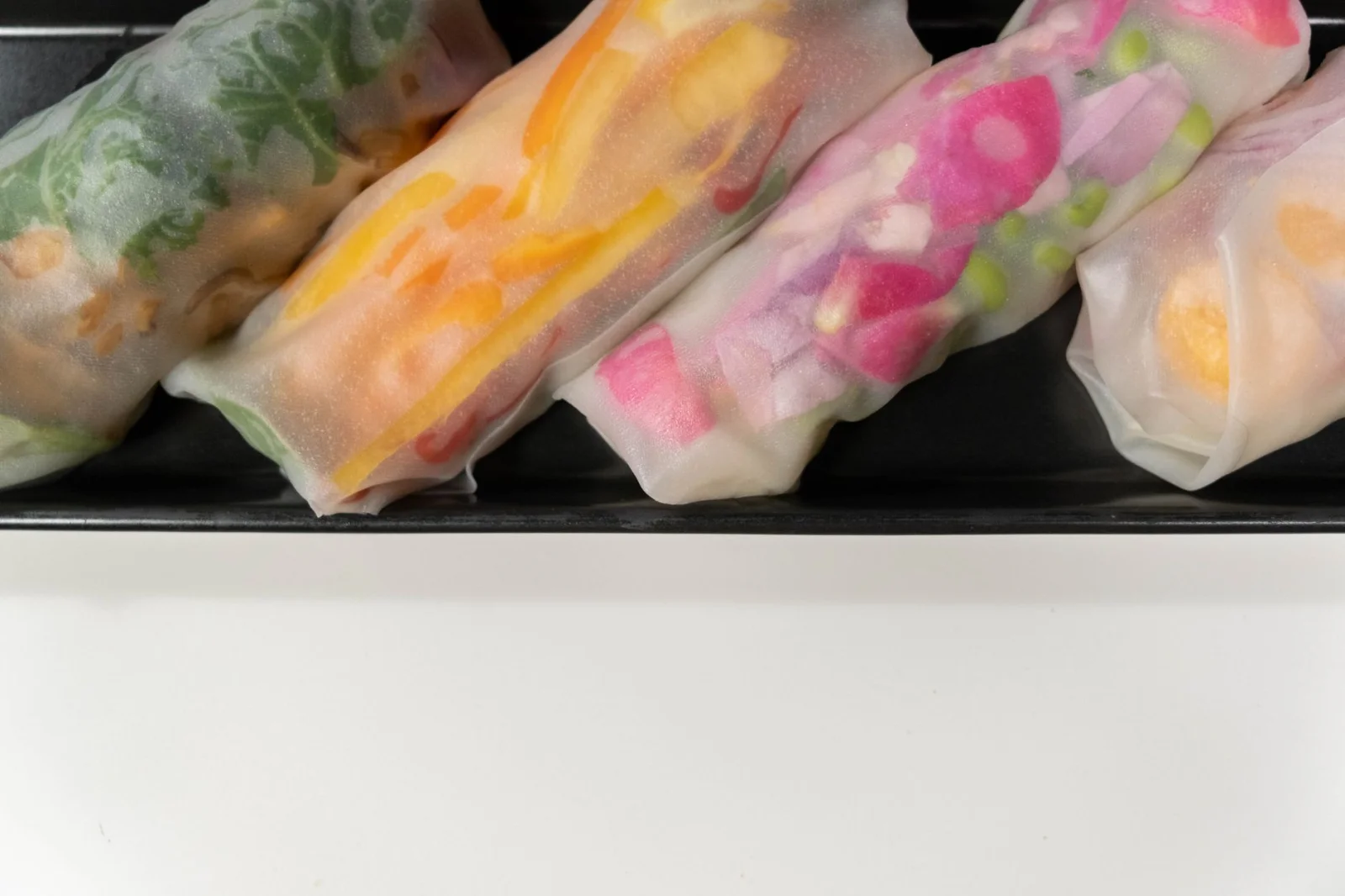 Summer Snacks: Light Rolls with a Unique Flavor!
