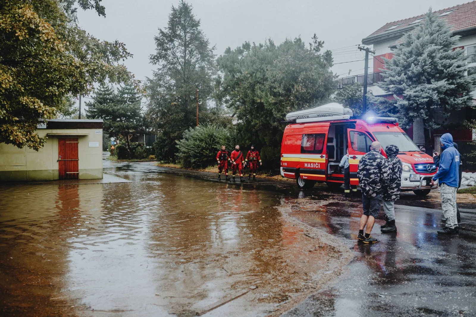 Flood and landslide in China: Death and disappearance of individuals following severe storms