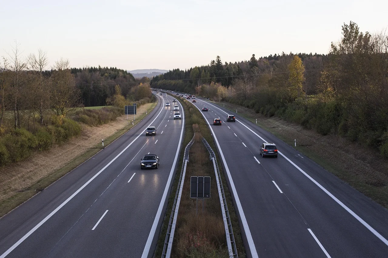 Traffic War in Garmisch: Roads Closing Again for the Start of the Holidays!