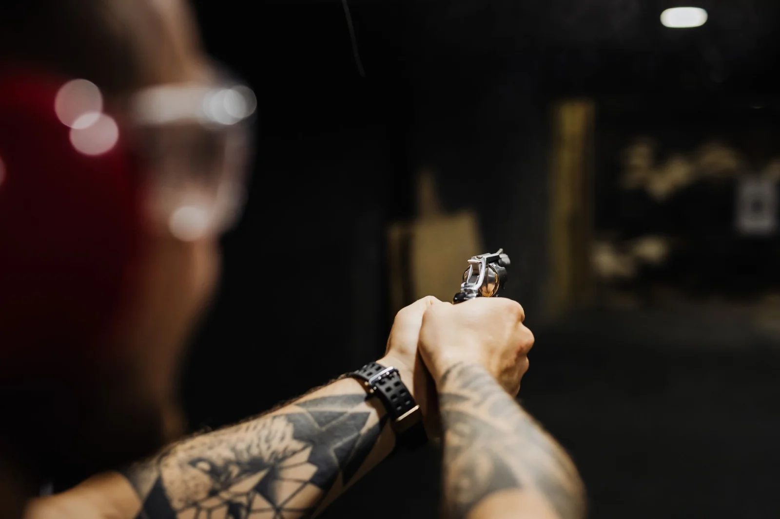 Shooting in Night Store; Fear and Panic in the Hearts of Shoppers