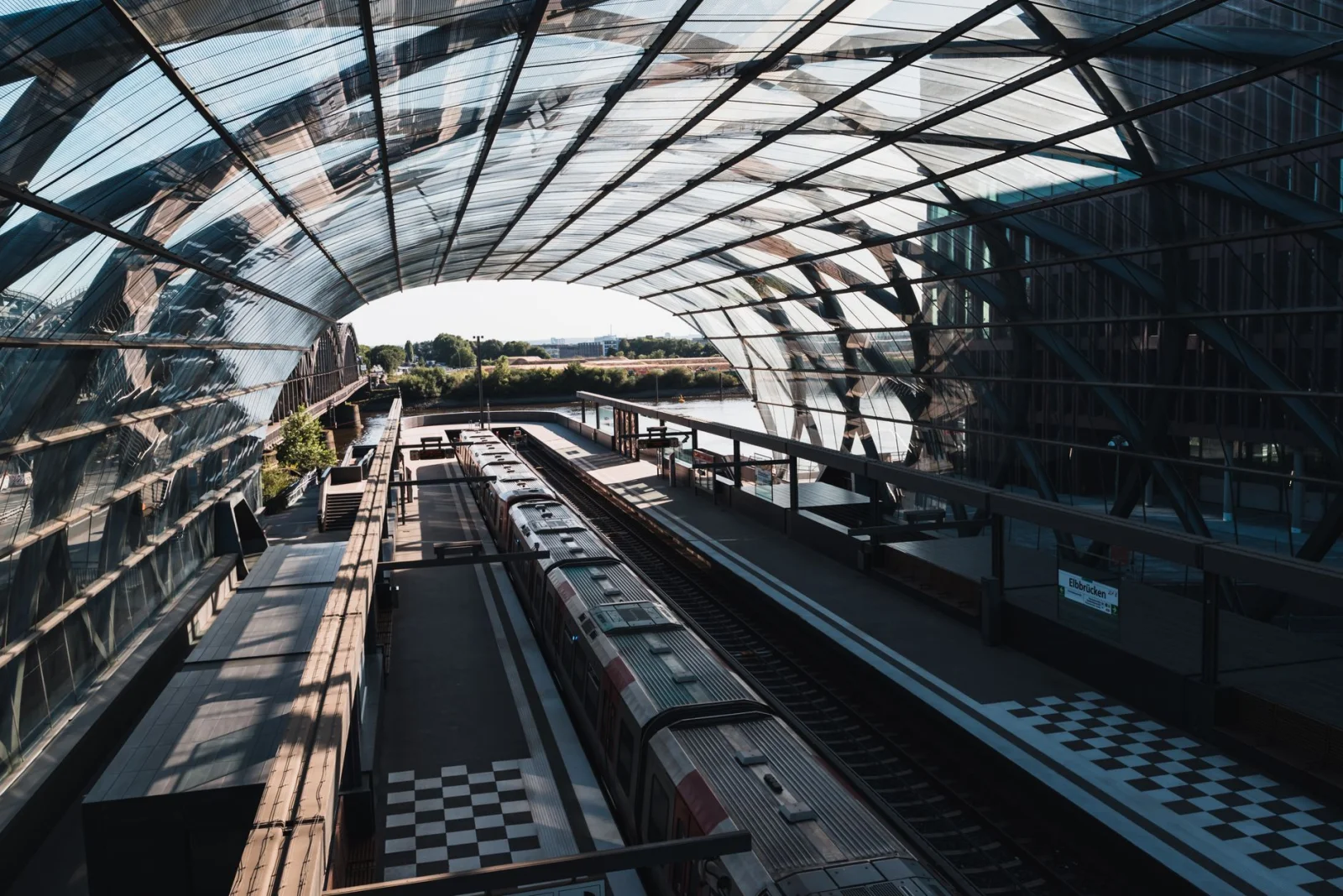 The Transformation in the Transportation Industry: The Beginning of the Exit from Coal