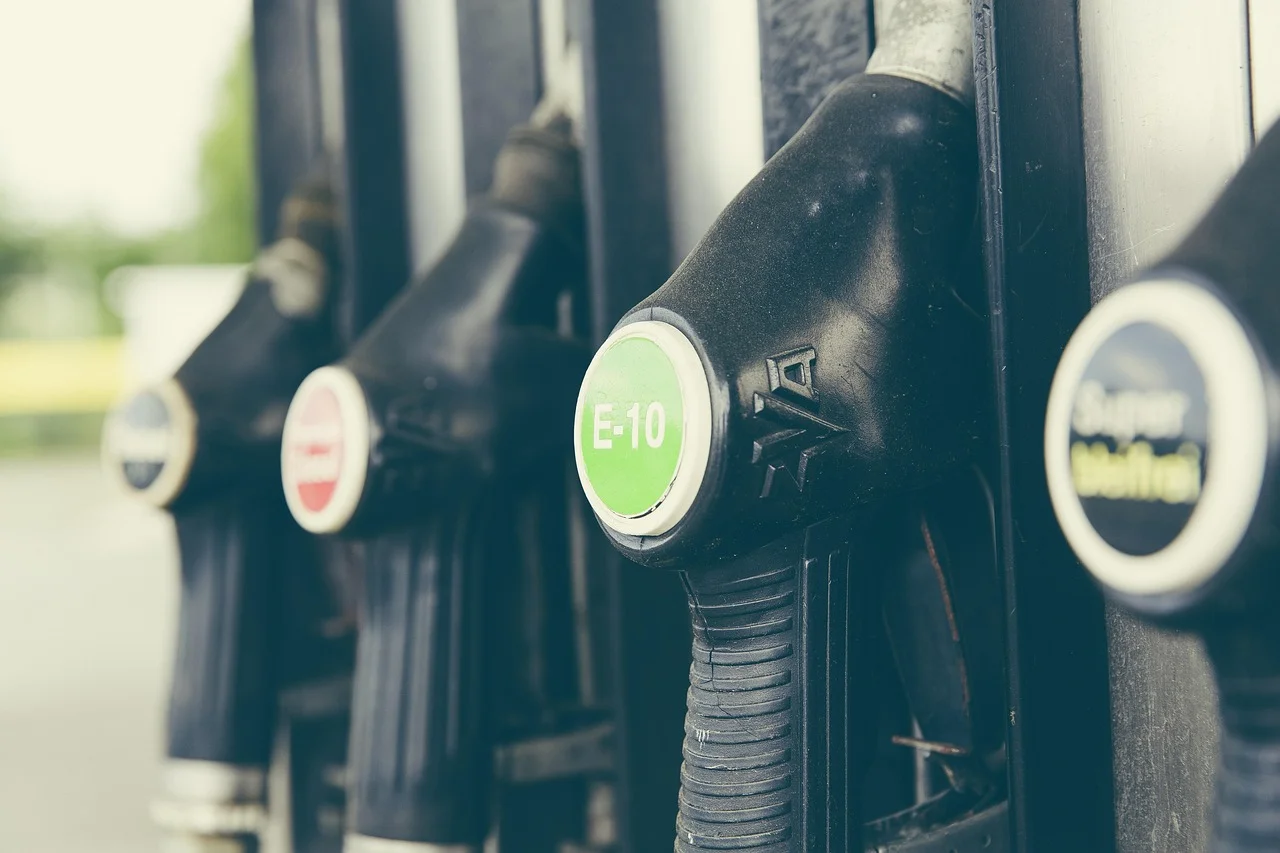 Oil Price Drop: The End of Terrifying Predictions!
