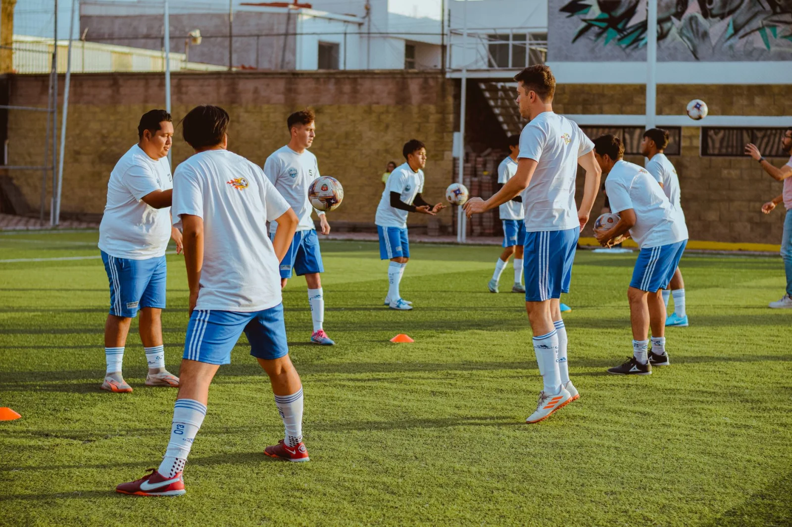 The Amazing Secrets of Youth Football in Spain in a Controversial Interview with Former Stars