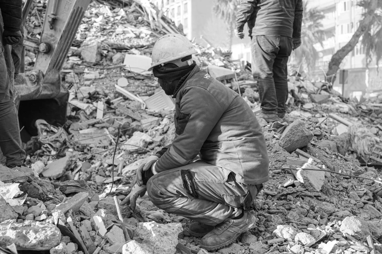 The Psychological Pressure on Rescuers: When Emotions Have No Place