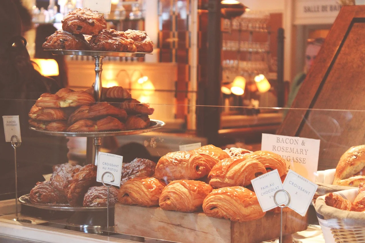 Extension of Bakery Working Hours; Will Customers Be Happy?