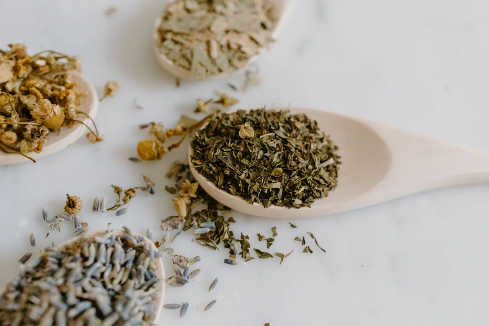 How to Relieve Stomach Pain with 8 Home Remedies?