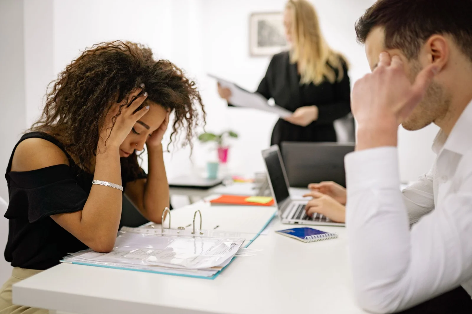 Increase in Employee Absenteeism Due to Illness; A Warning Sign for the Healthcare System!